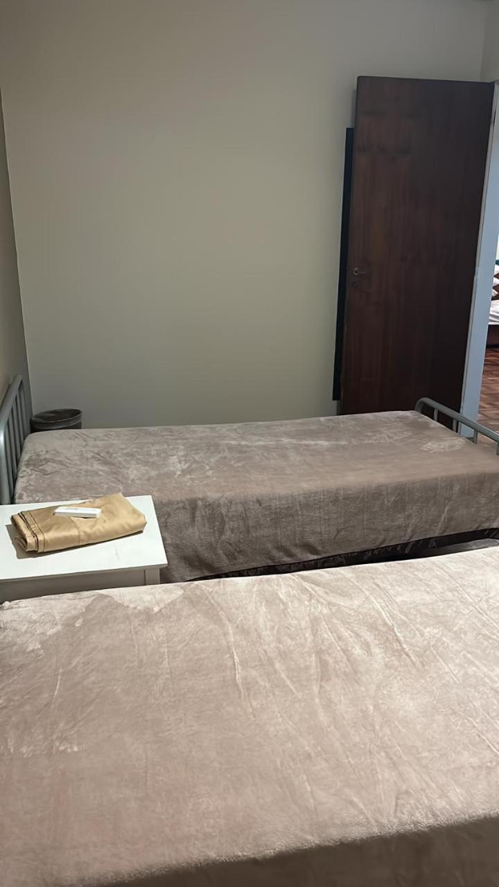 Apto 2 Quartos mais Sofá Cama até 5 Pessoas - Avenida Carlos Gomes Porto Alegre Exterior foto